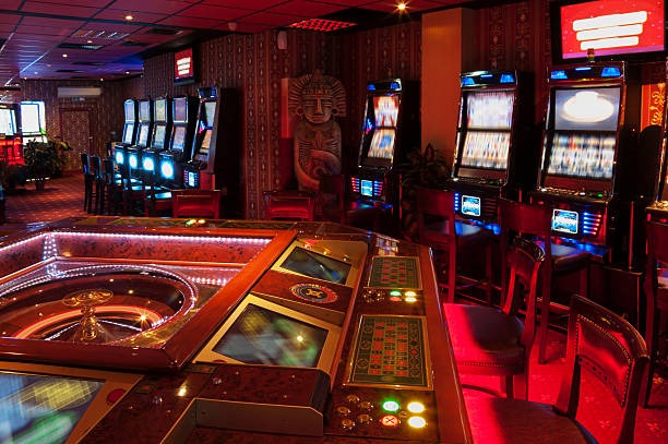 sabijitu platform dashboard showing live casino, slots, and sportsbook sections